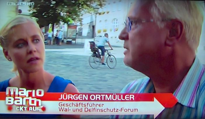 Mario Barth deckt auf - Freiheit für Flipper im Tiergarten Nürnberg (RTL/WDSF-Foto)